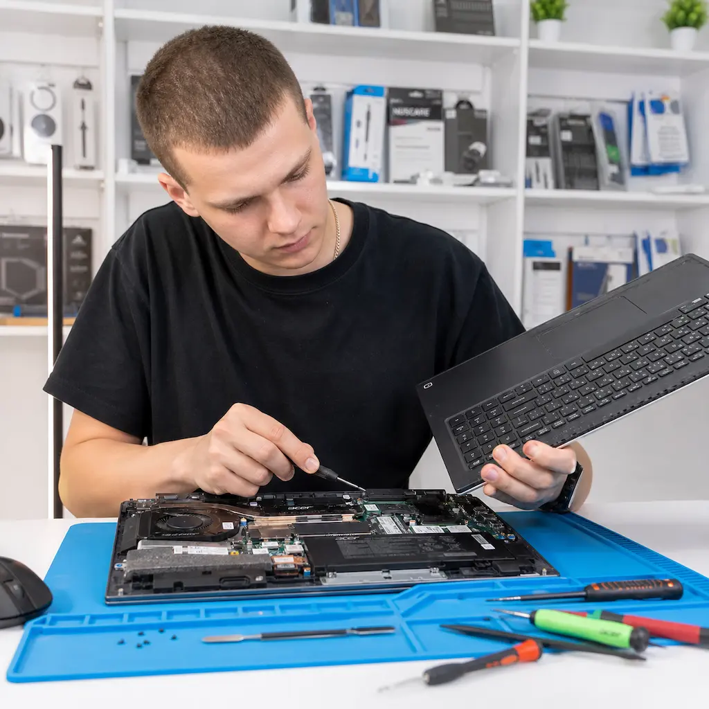 заменить клавиатуру на ноутбуке Acer в Черноголовке
